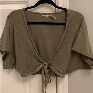 Tie top! So adorable